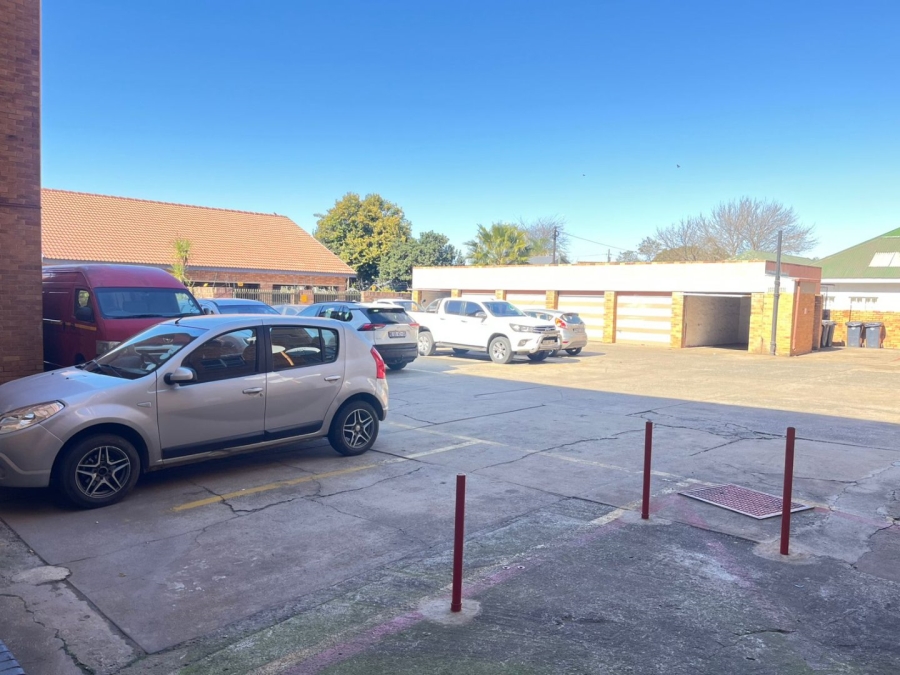 2 Bedroom Property for Sale in Potchefstroom South North West